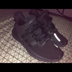 Adidas tubular